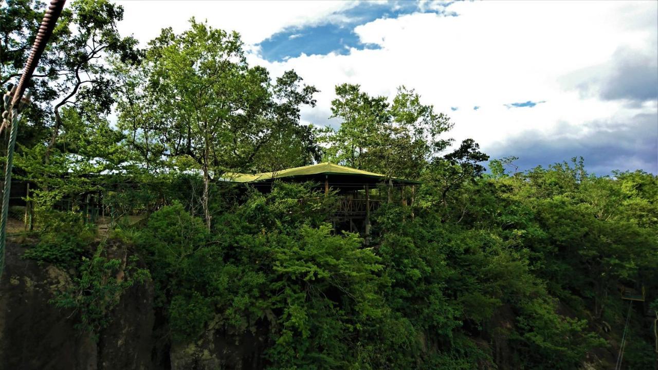 Canon De La Vieja Lodge Liberia Exterior foto